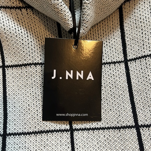 Knit dress - Picture 2 of 4